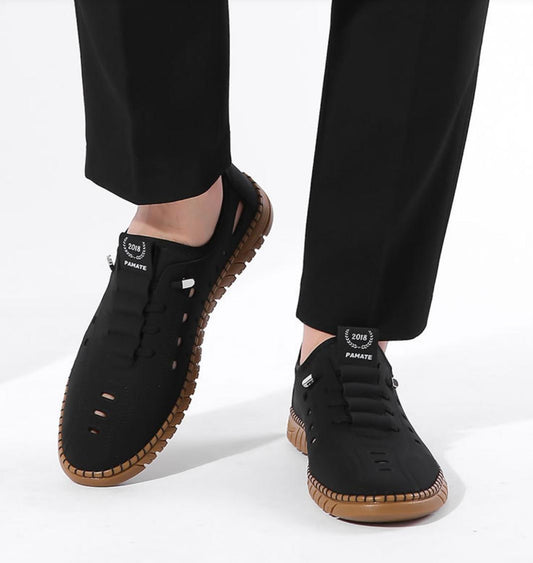 Summer Autumn Men's Casual Sandals Breathable Soft Upper Leather Flat Bottom Baotou Beach Shoes with Hollow Holes Sandals ⭐️⭐️⭐️⭐️☆ (737 reviews)